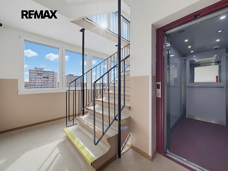Квартира 4+1 на продаж, 84 м² (25 з 27)