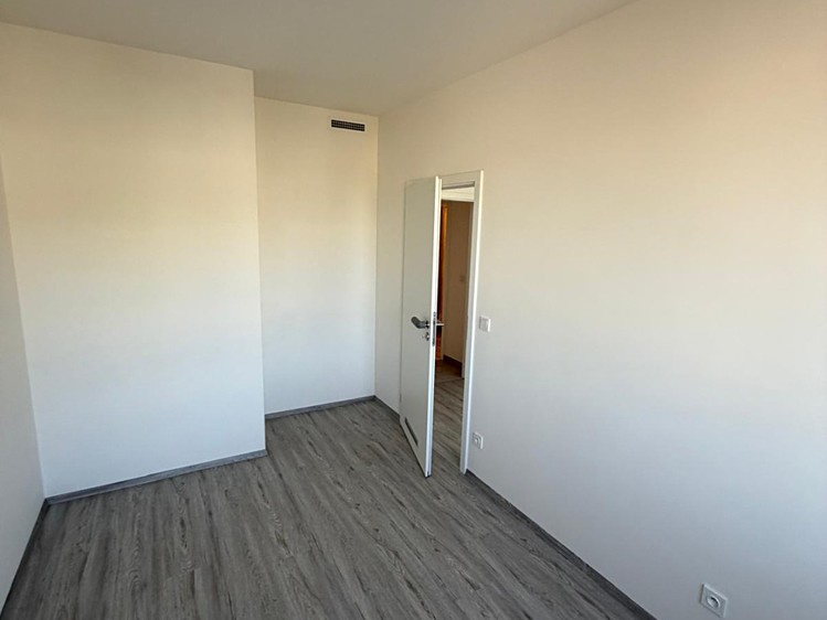 Квартира 2+kk в оренду, 52 м² (11 з 22)