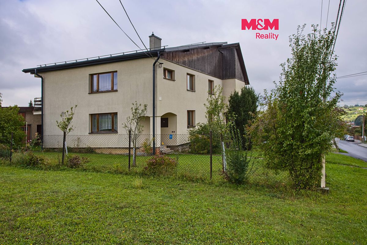 Pronájem rodinného domu 240 m², pozemek 1258 m²