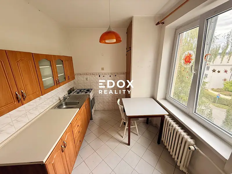 Prodej bytu 2+1 55 m², Praha – náhled fotky 2