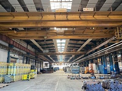 Pronájem skladového prostoru 1950 m²