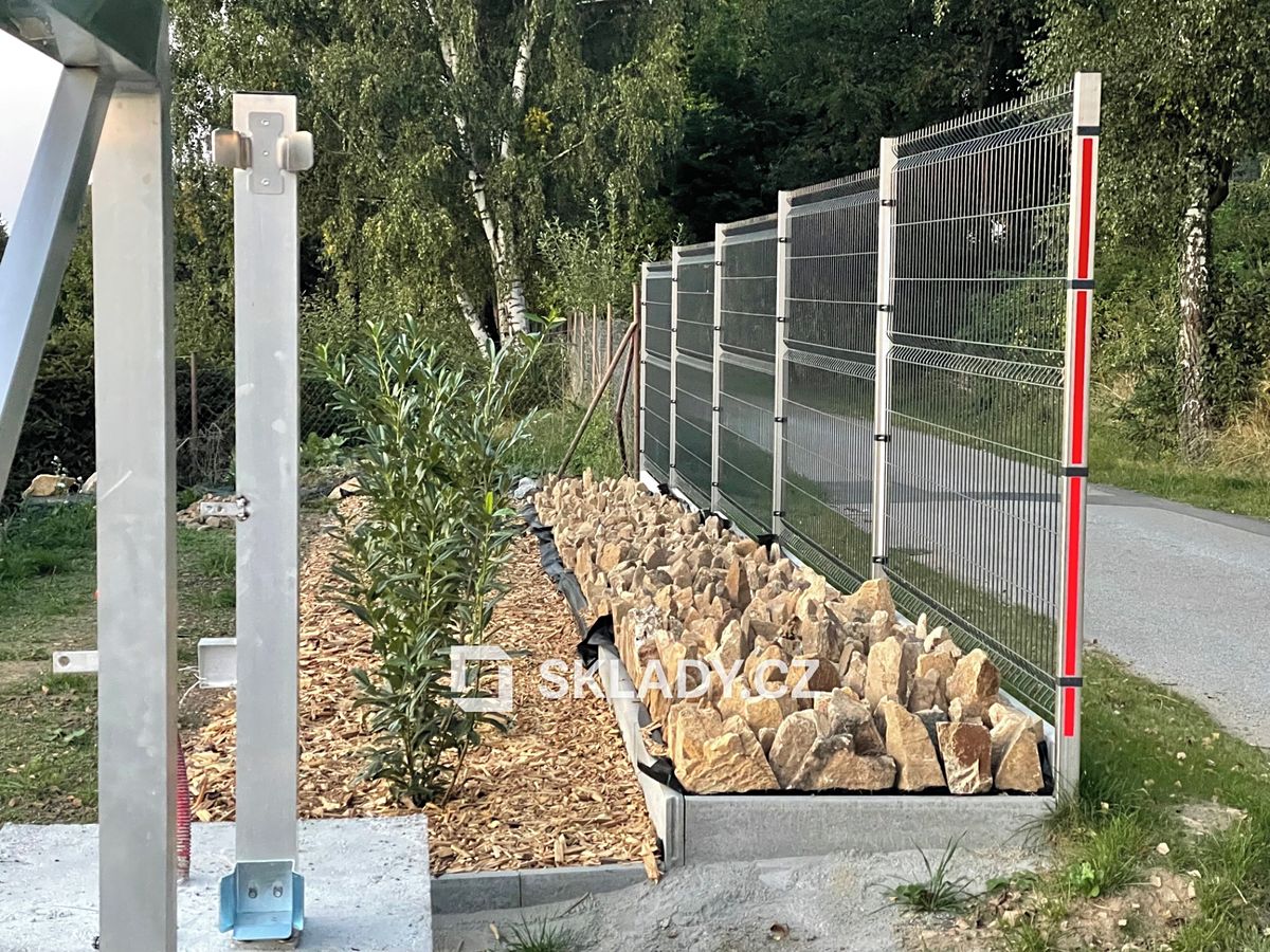 Pronájem skladového prostoru 800 m² – fotografie 3