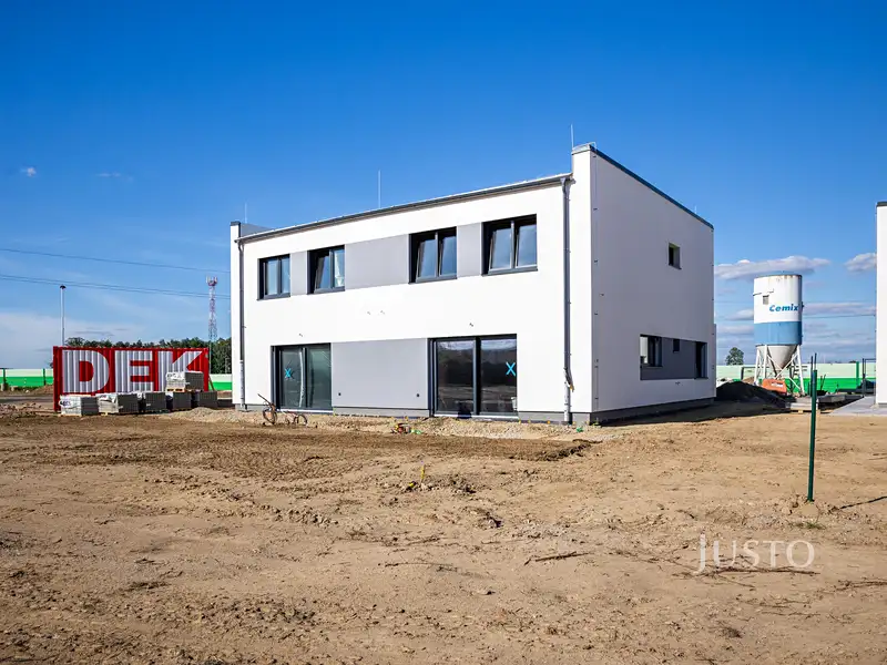 Prodej bytu 5+kk 123 m², Včelná – náhled fotky 2