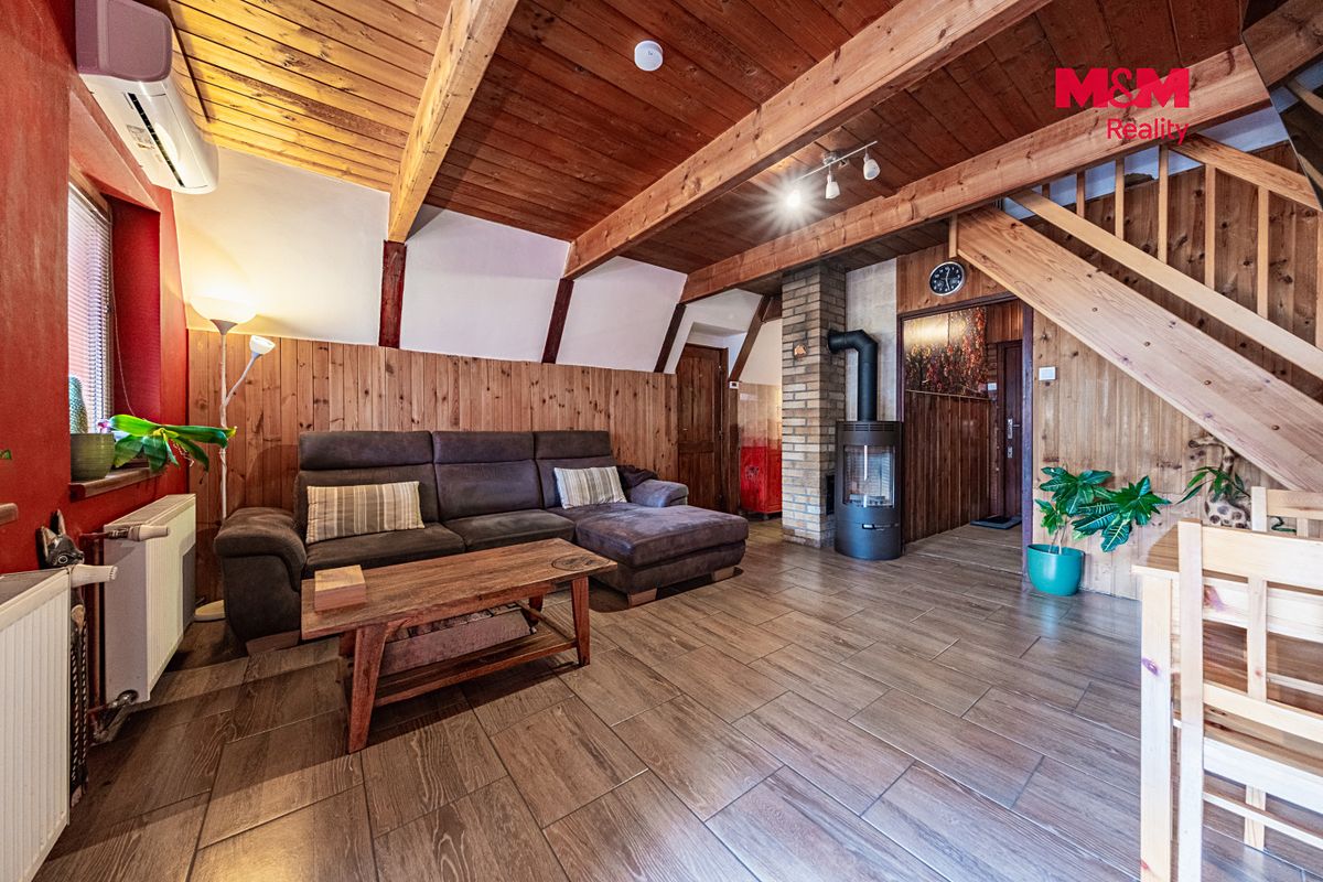 Prodej rodinného domu 66 m², pozemek 395 m² – fotografie 3