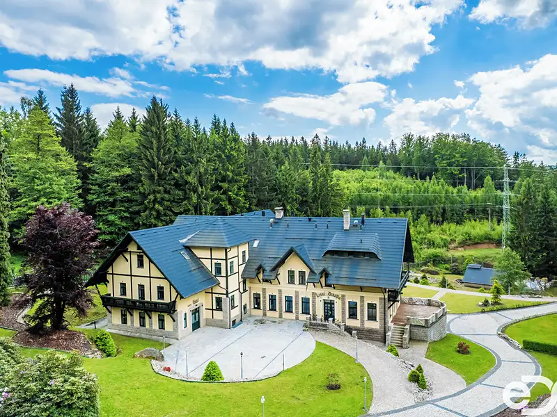 Prodej ubytovacího zařízení 2930 m², Jablonec nad Nisou – náhled fotky 1