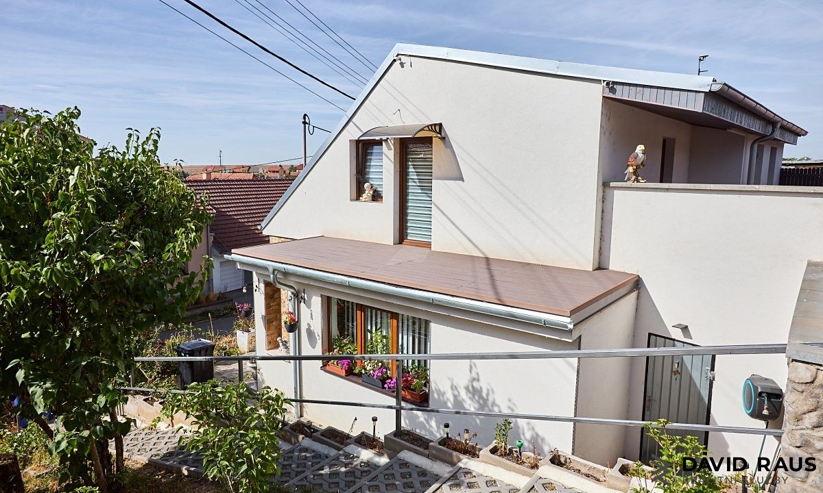 Prodej rodinného domu 185 m², pozemek 194 m²