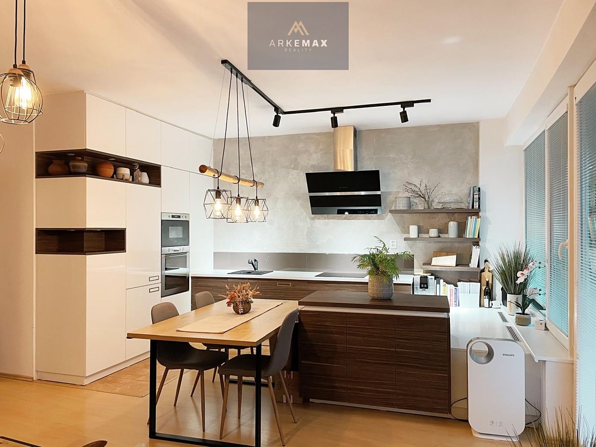 Prodej bytu 4+kk 120 m², Ostrava – fotka 1 z 3