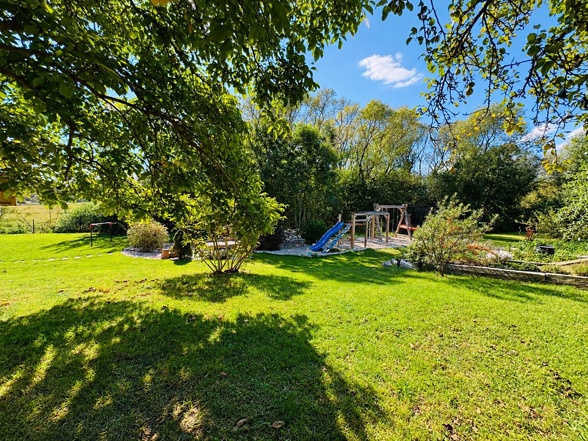 Prodej rodinného domu 185 m², pozemek 1828 m² – fotografie 4