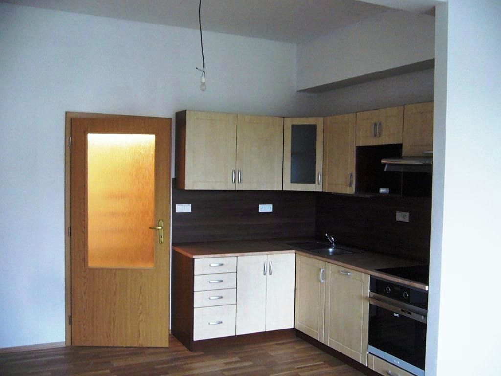 Pronájem bytu 3+kk 84 m²