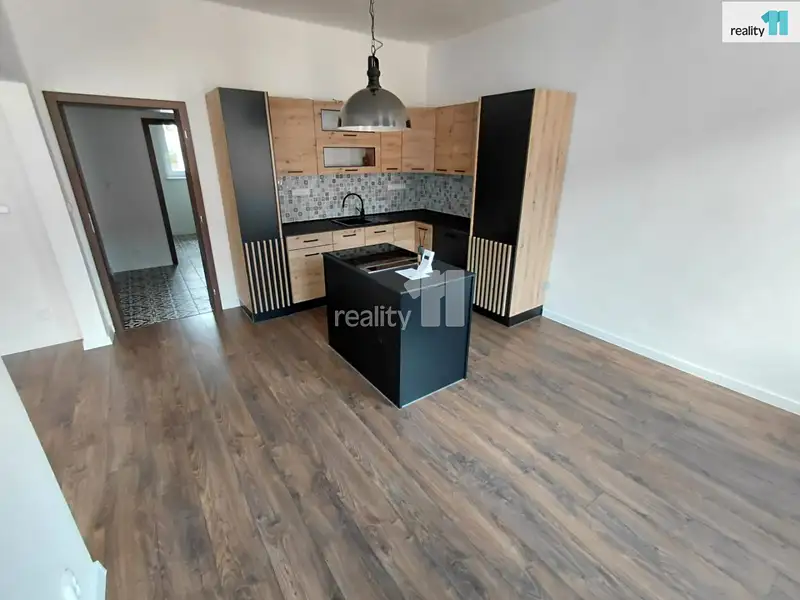 Pronájem bytu 3+1 97 m², Aš – náhled fotky 2