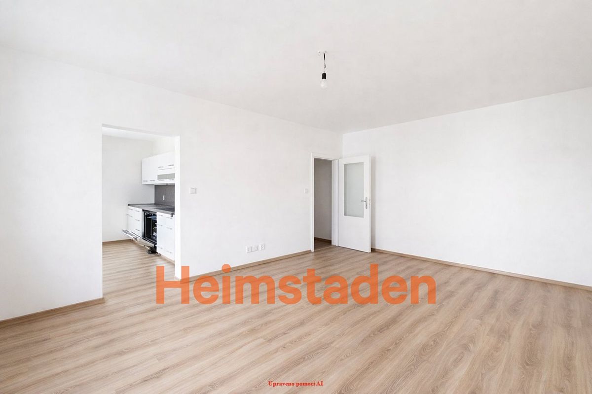 Pronájem bytu 3+1 59 m² – fotografie 3