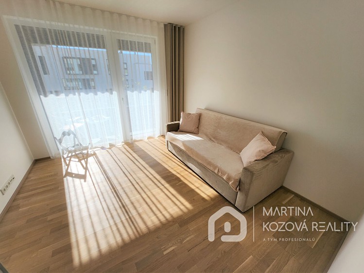 Pronájem bytu 4+kk, 120 m² (15 z 29)
