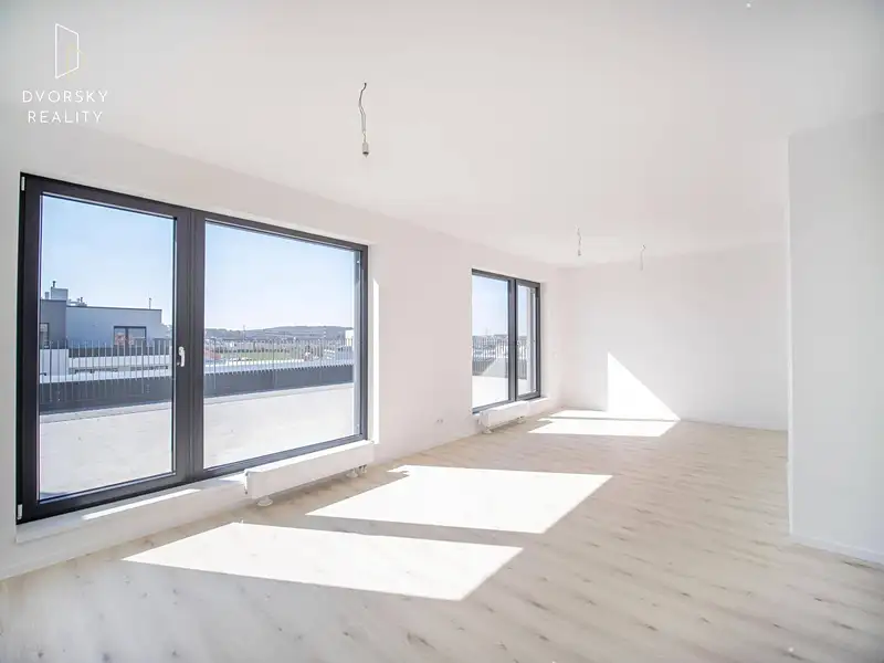 Prodej bytu 4+kk 208 m², Praha – náhled fotky 2
