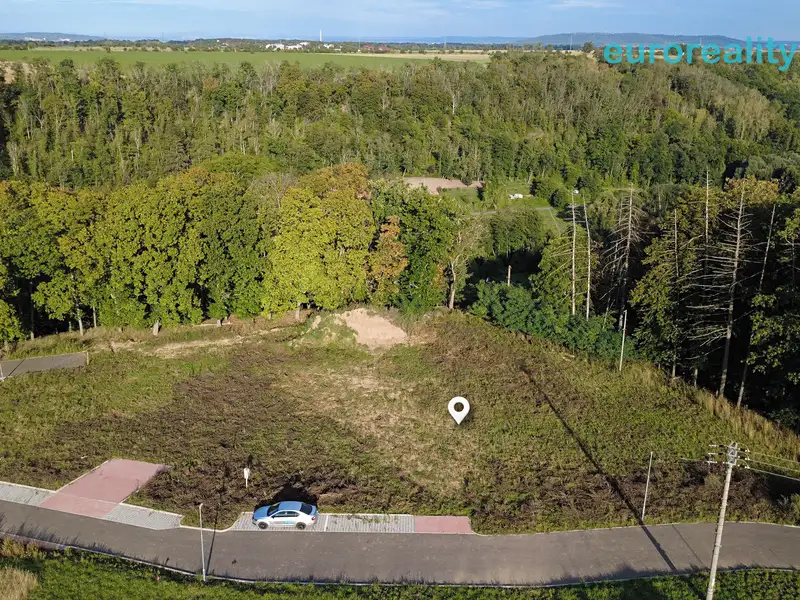Prodej stavebního pozemku 1265 m², Niměřice – náhled fotky 1