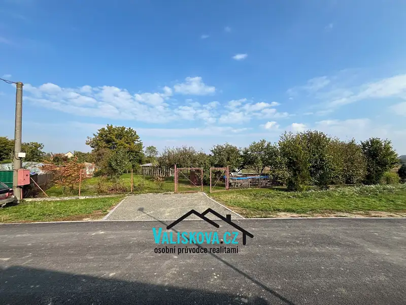 Prodej stavebního pozemku 936 m², Střížovice – náhled fotky 3