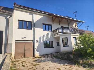 Prodej vícegeneračního domu 420 m², pozemek 1227 m²
