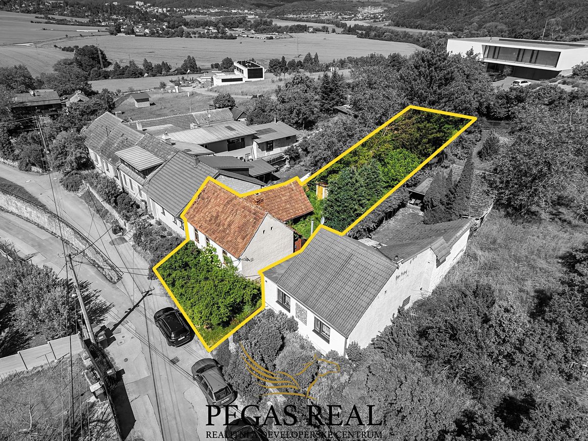 Prodej stavebního pozemku 472 m²