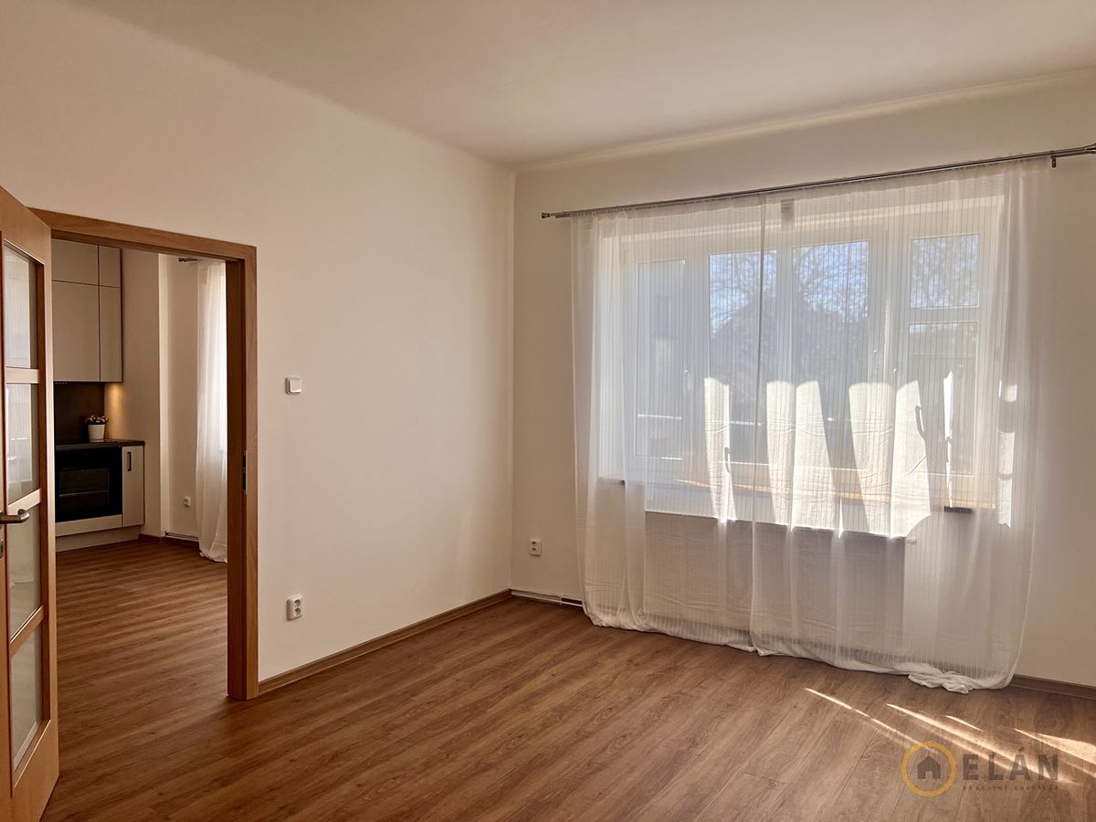 Pronájem bytu 2+kk 51 m² – fotografie 5
