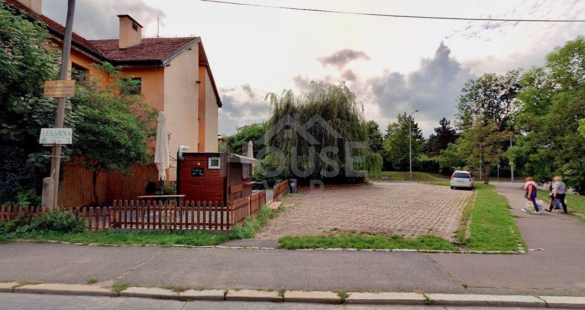 Pronájem obchodního prostoru 24 m² – fotografie 2