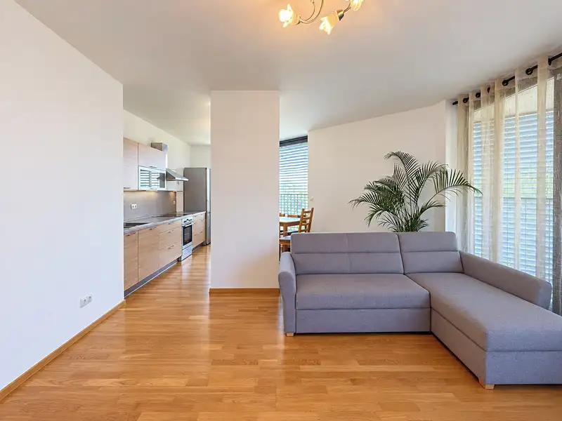 Pronájem bytu 3+kk 88 m², Praha – náhled fotky 3