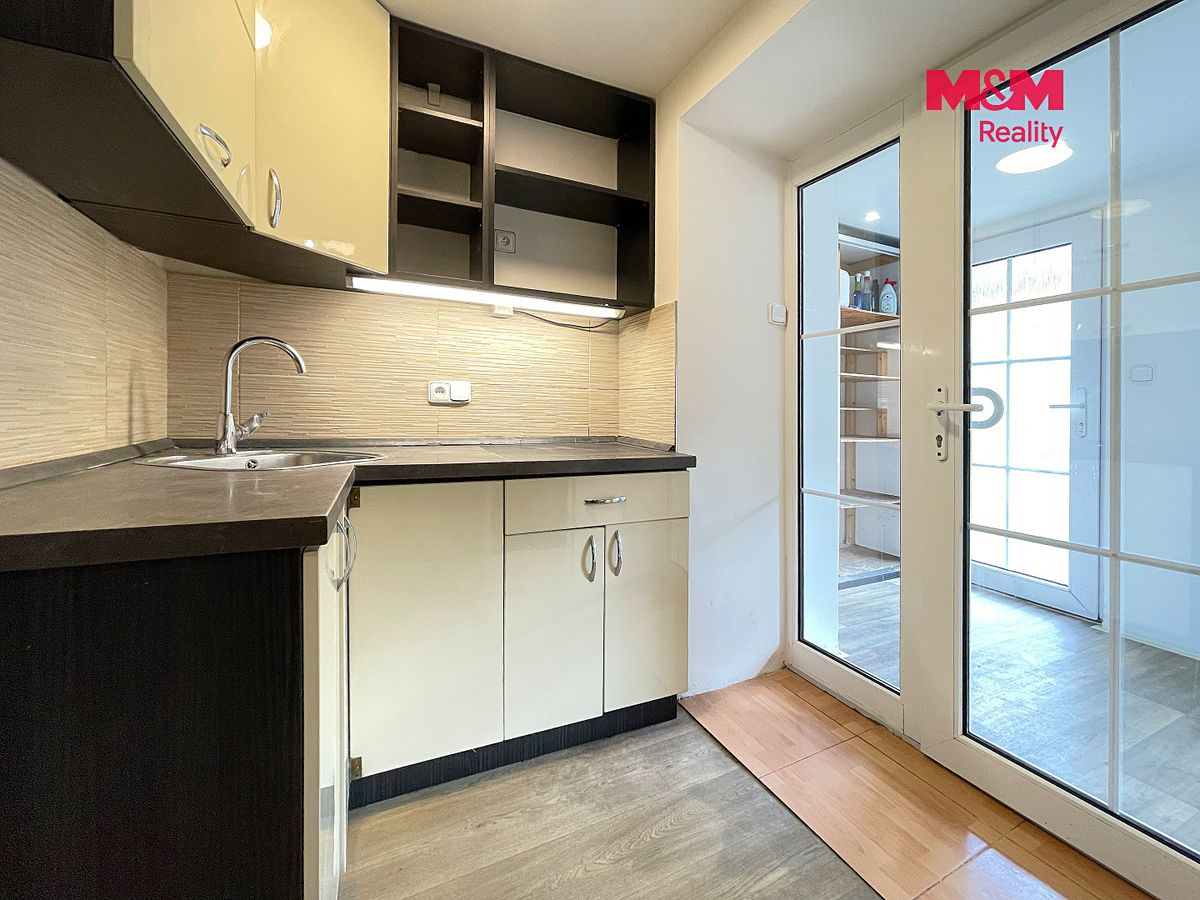 Pronájem bytu 2+1 70 m² – fotografie 3