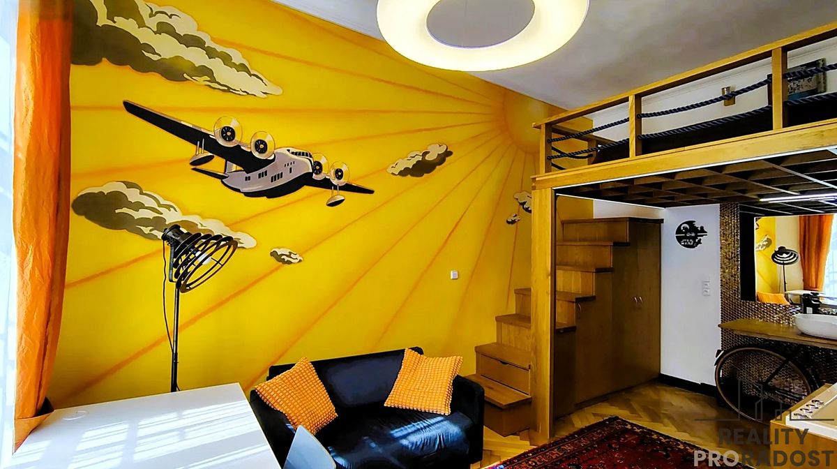 Pronájem bytu 1+1 32 m²