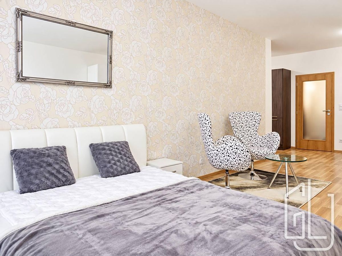 Pronájem bytu 1+kk 52 m² – fotografie 5
