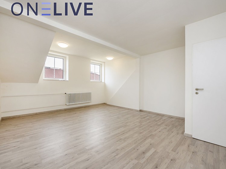 Gewerbefläche zur Miete, 42 m² (1 von 10)