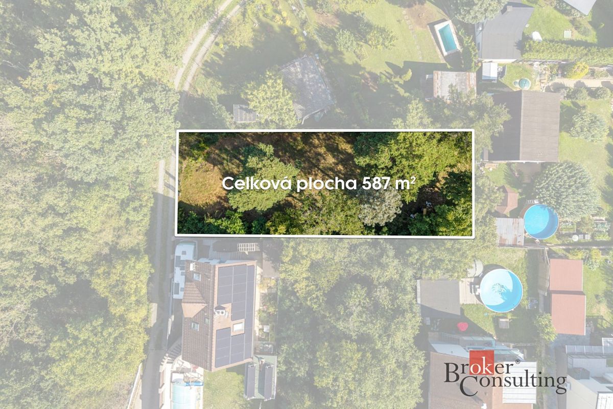 Prodej stavebního pozemku 587 m² – fotografie 3