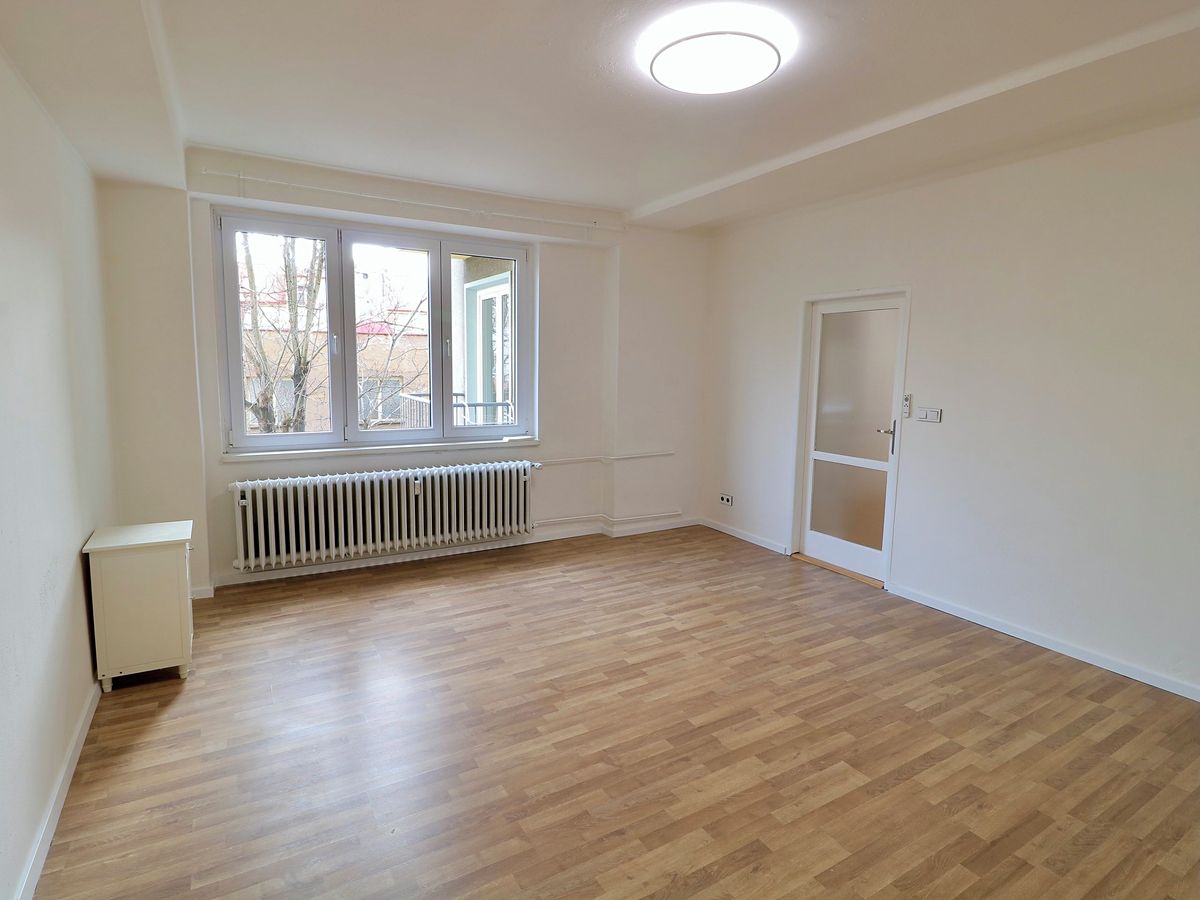 Pronájem bytu 2+1 73 m² – fotografie 4