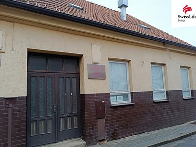 Pronájem obchodního prostoru 768 m²