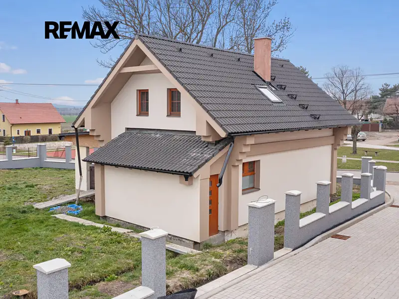 Prodej rodinného domu 177 m², pozemek 631 m², Olešnice – náhled fotky 3