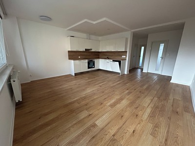 Prodej bytu 3+kk, 69 m² (2 z 10)