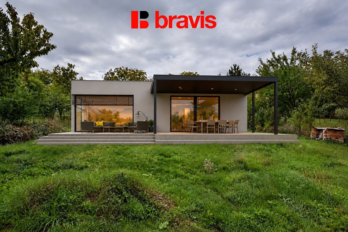 Prodej stavebního pozemku 1600 m² – fotografie 2