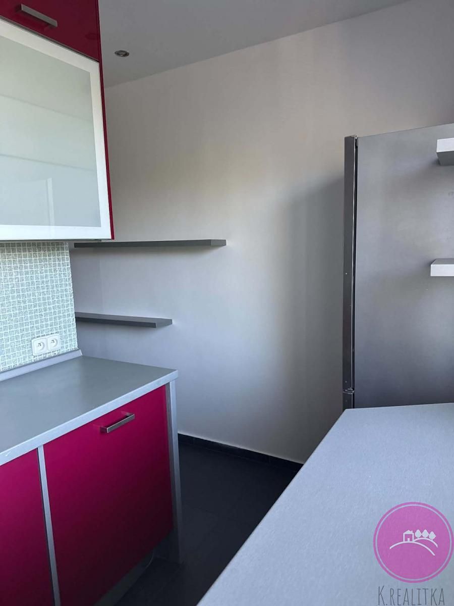 Pronájem bytu 2+1 53 m² – fotografie 3