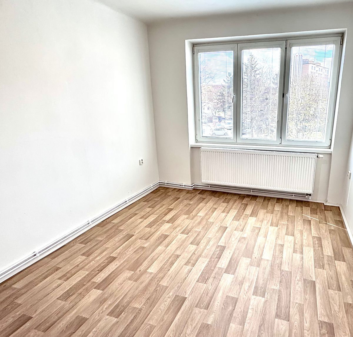Pronájem bytu 2+1 57 m² – fotografie 2