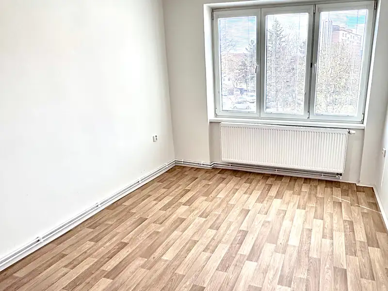 Pronájem bytu 3+kk 57 m², Rokycany – náhled fotky 2