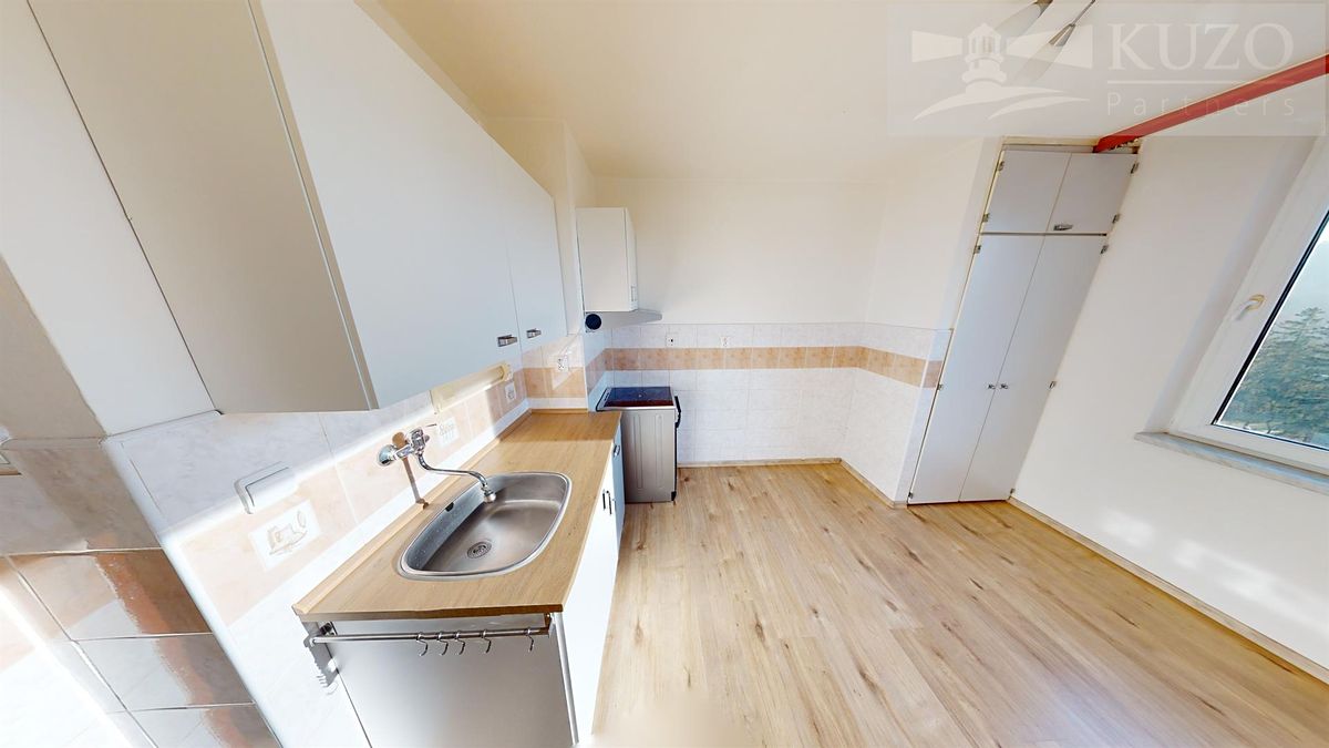 Pronájem bytu 1+1 36 m² – fotografie 4