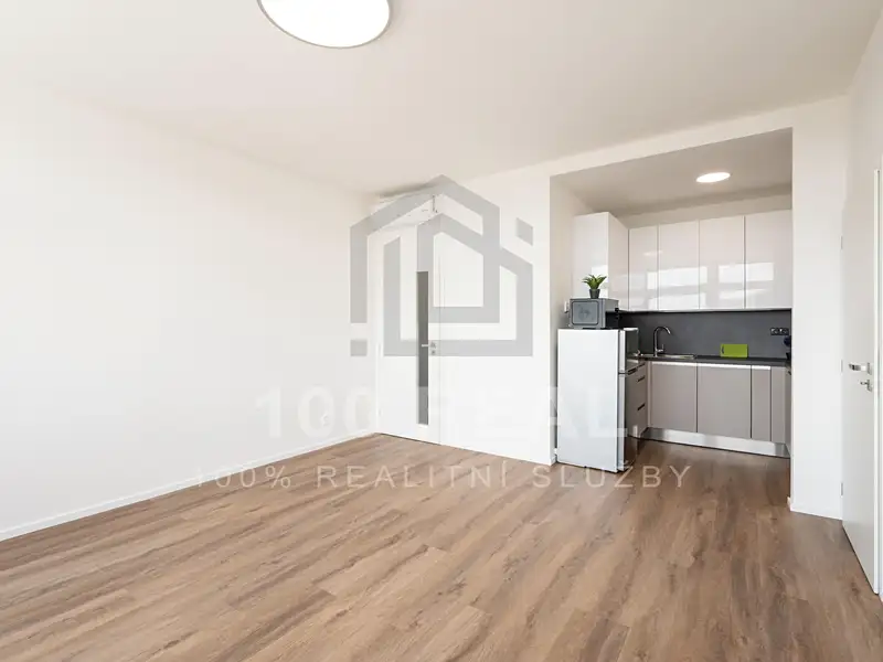 Pronájem bytu 2+kk 52 m², Pardubice – náhled fotky 2