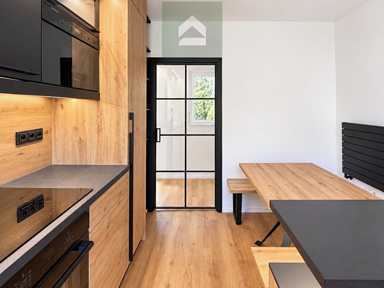 Pronájem bytu 2+1, 63 m² (2 z 32)