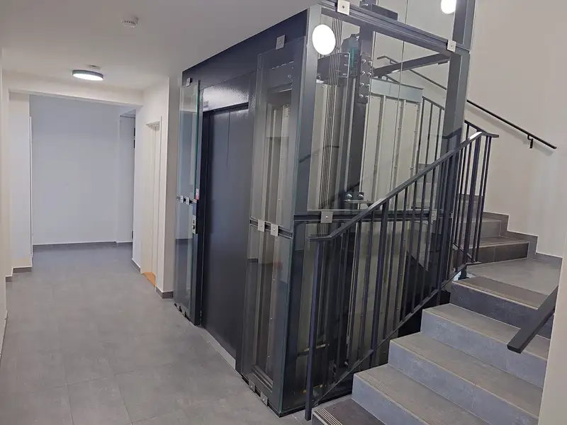 Pronájem bytu 1+kk 44 m², Český Brod – náhled fotky 2