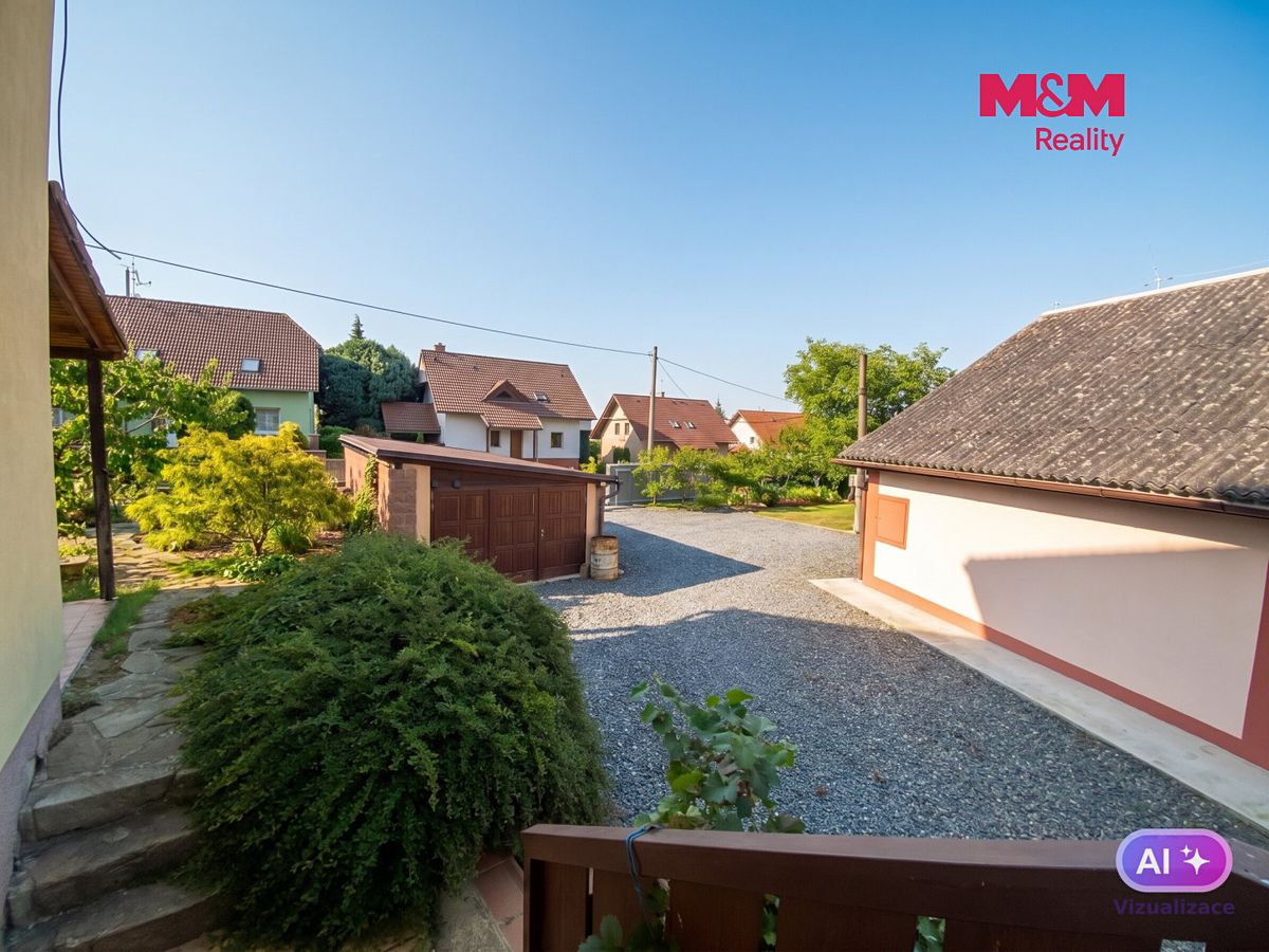 Prodej rodinného domu 200 m², pozemek 1902 m² – fotografie 5