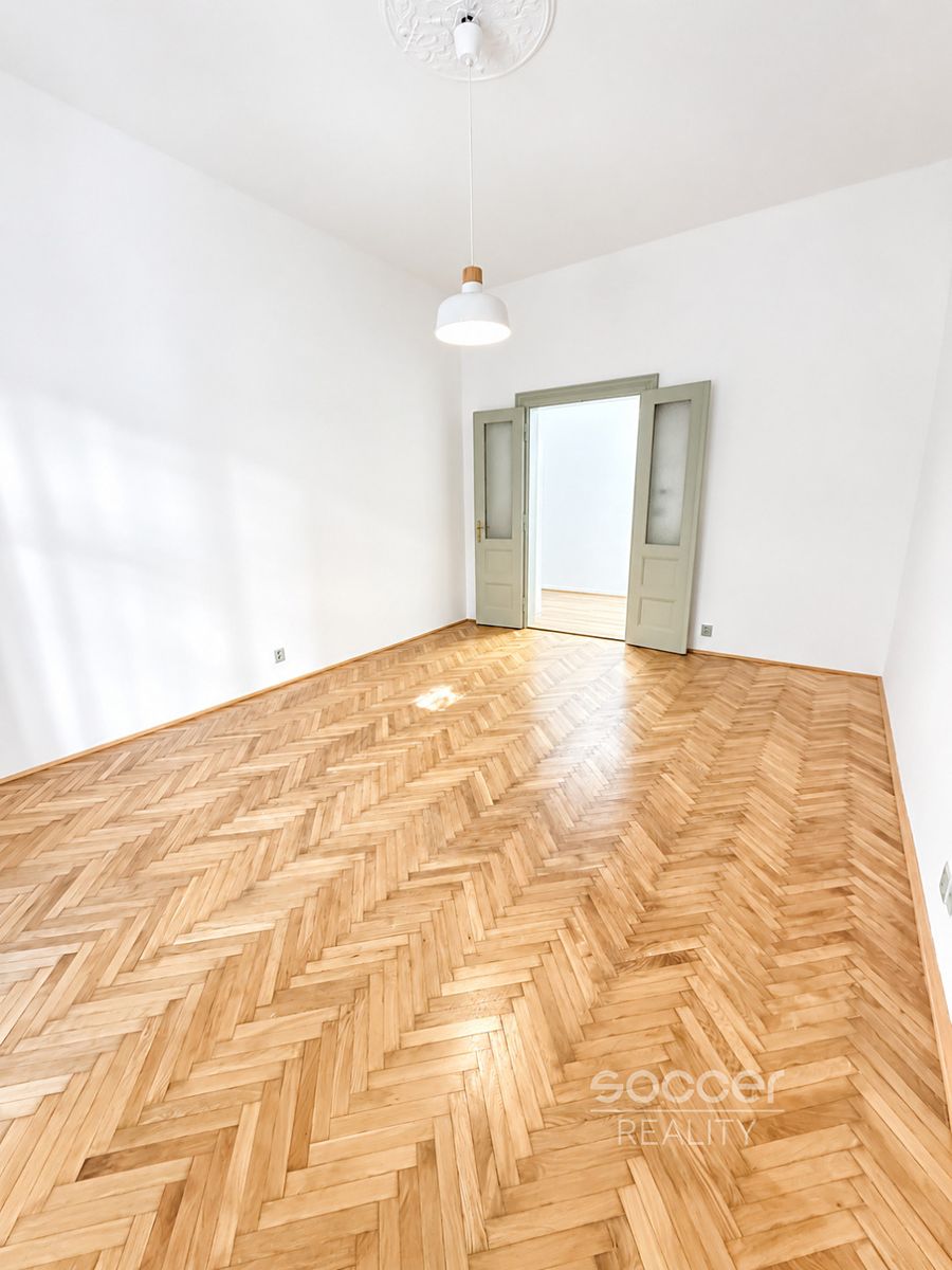 Pronájem bytu 2+kk 54 m² – fotografie 4