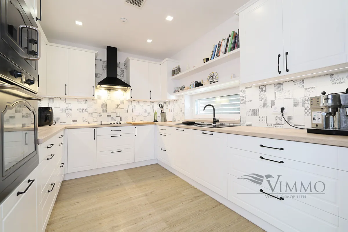 Prodej rodinného domu 173 m², pozemek 1045 m²