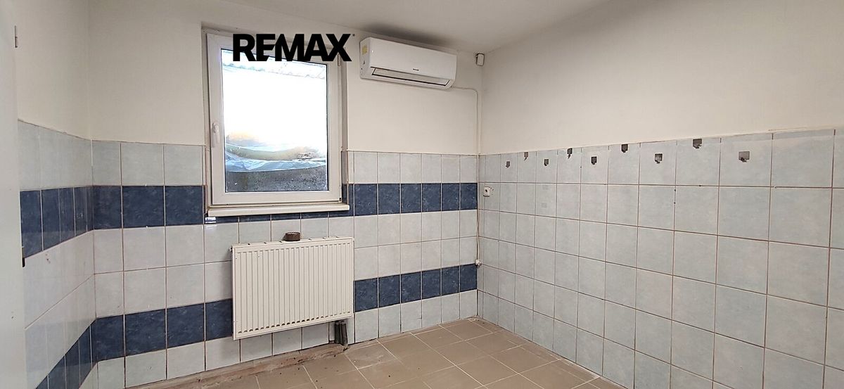 Prodej rodinného domu 190 m², pozemek 890 m² – fotografie 4