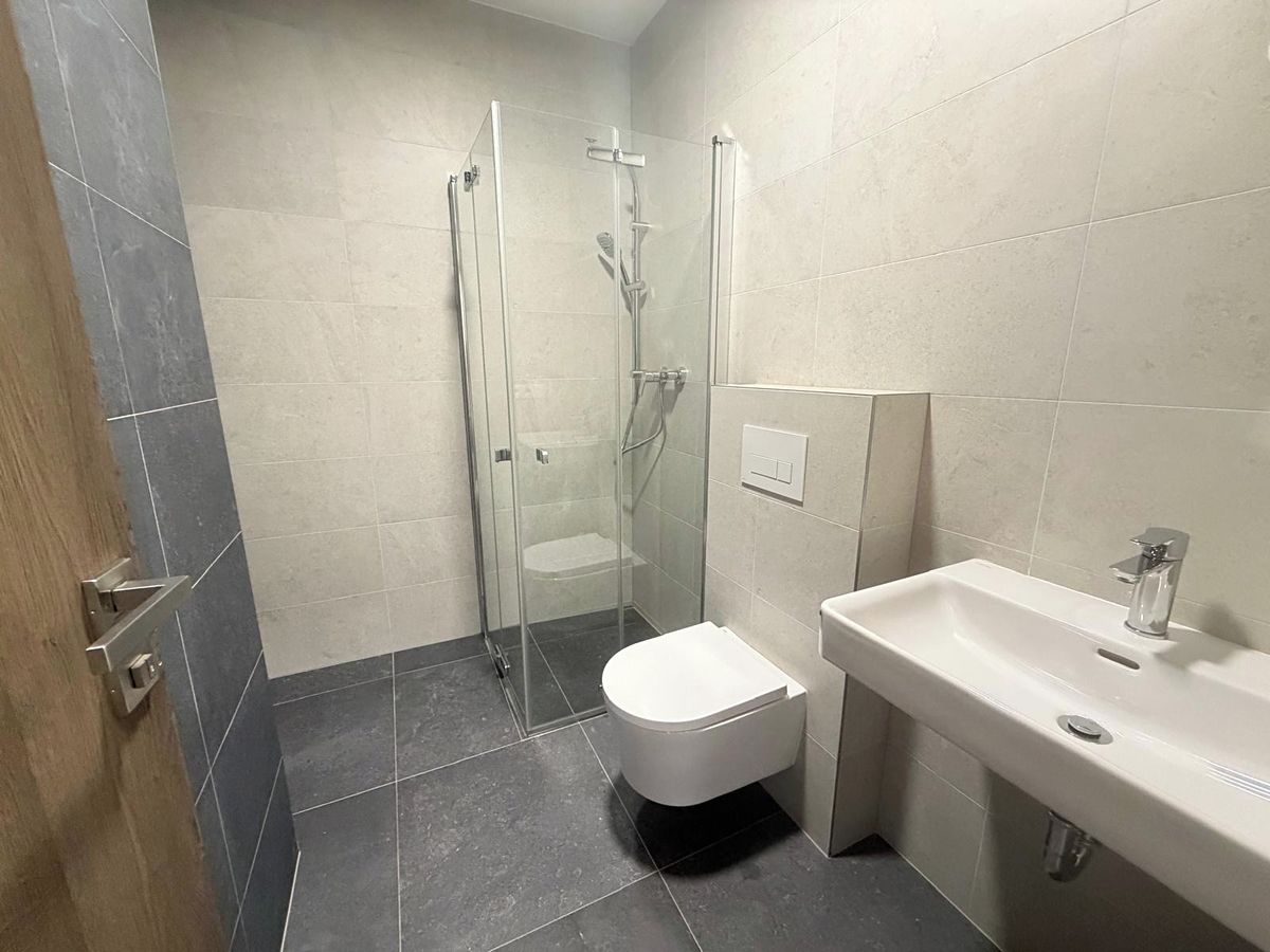 Pronájem bytu 1+kk 22 m² – fotografie 3