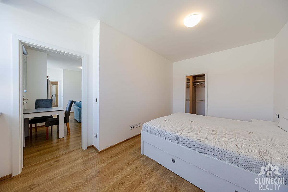 Pronájem bytu 2+kk 50 m² – fotografie 5