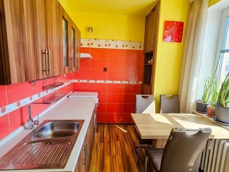 Prodej bytu 2+1 52 m², Znojmo – náhled fotky 1