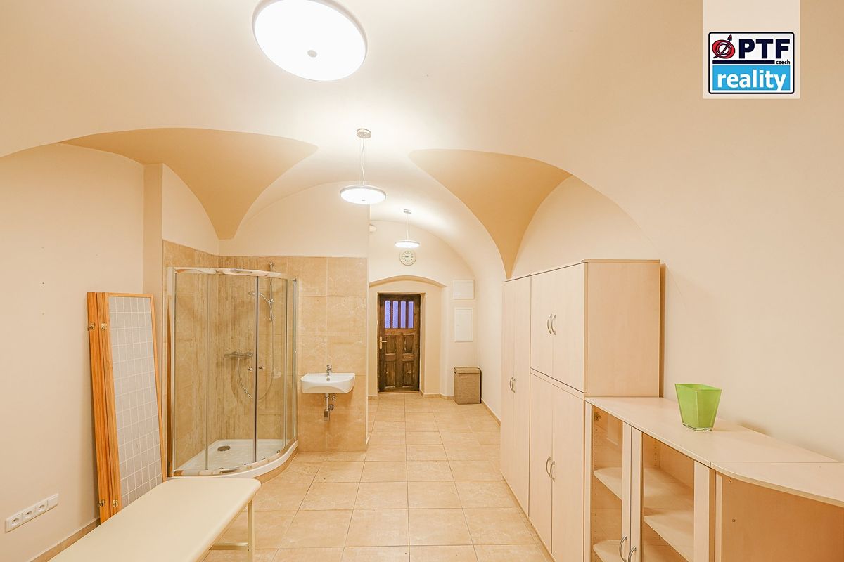 Pronájem obchodního prostoru 25 m²