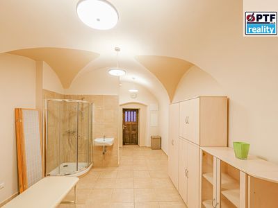 Pronájem obchodního prostoru 25 m²